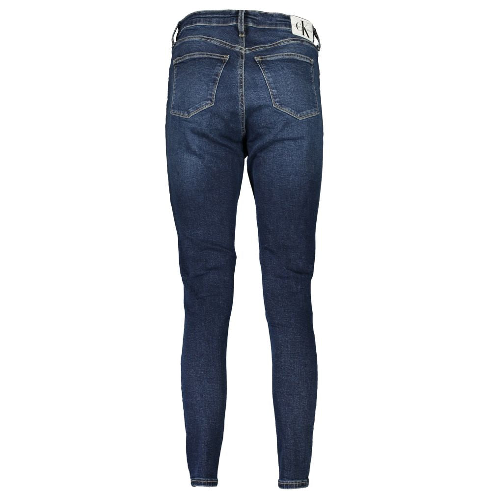Jeans pour femmes Calvin Klein Blu en coton, coupe classique, avec détails de couture visibles.