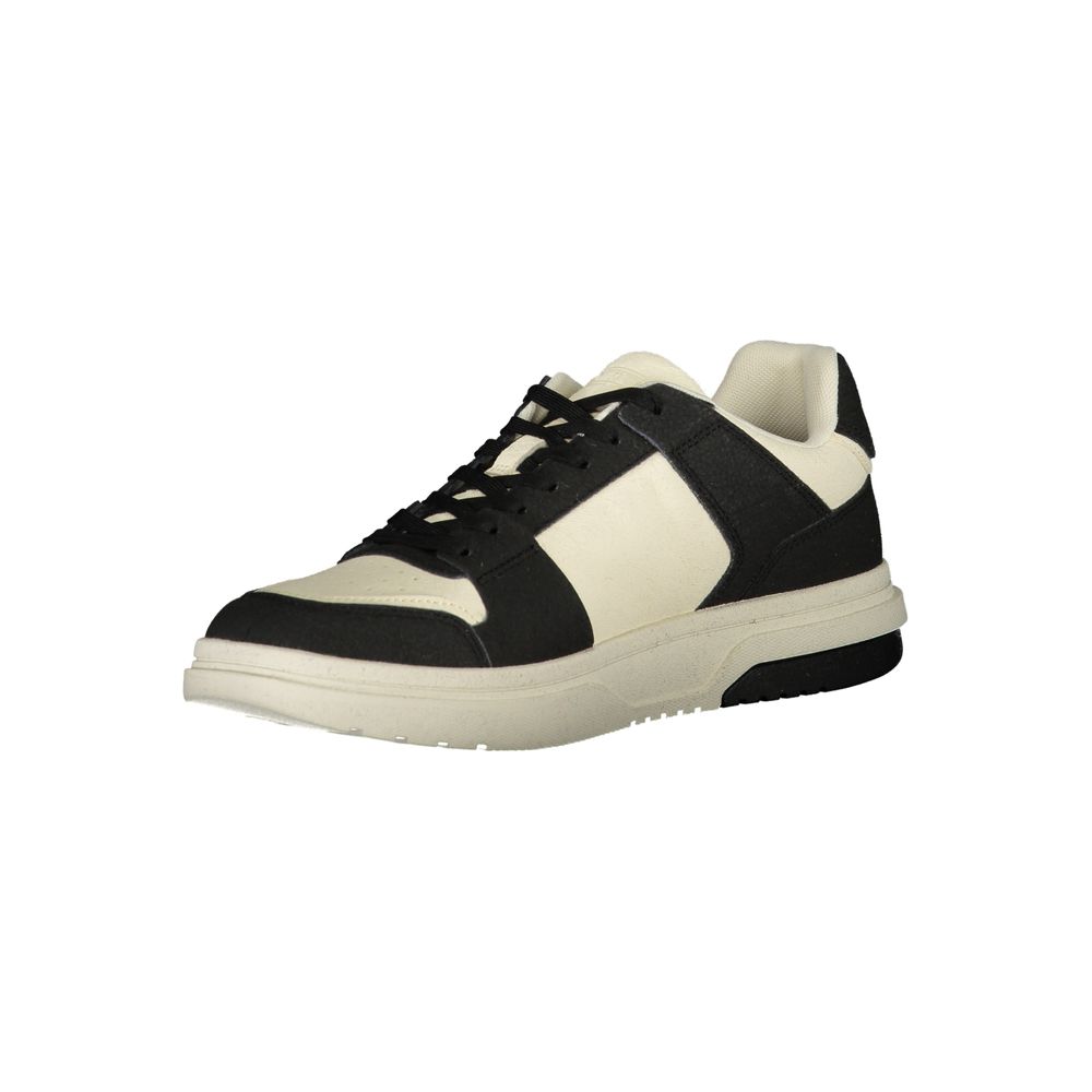 Sneaker homme en polyester noir Tommy Hilfiger, chaussure de sport avec semelle blanche et design moderne.
