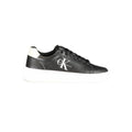 Chaussures de sport blanches en polyester pour hommes de Calvin Klein, sneakers élégants avec semelle blanche.
