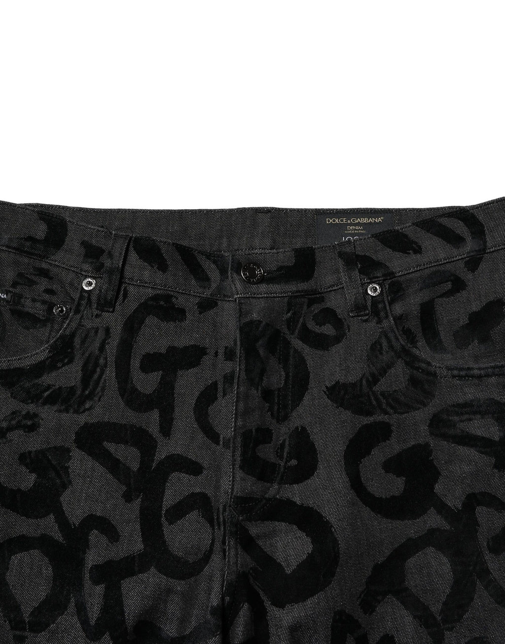 Jeans droits en coton gris Dolce & Gabbana avec logo DG pour homme, style denim classique et moderne.