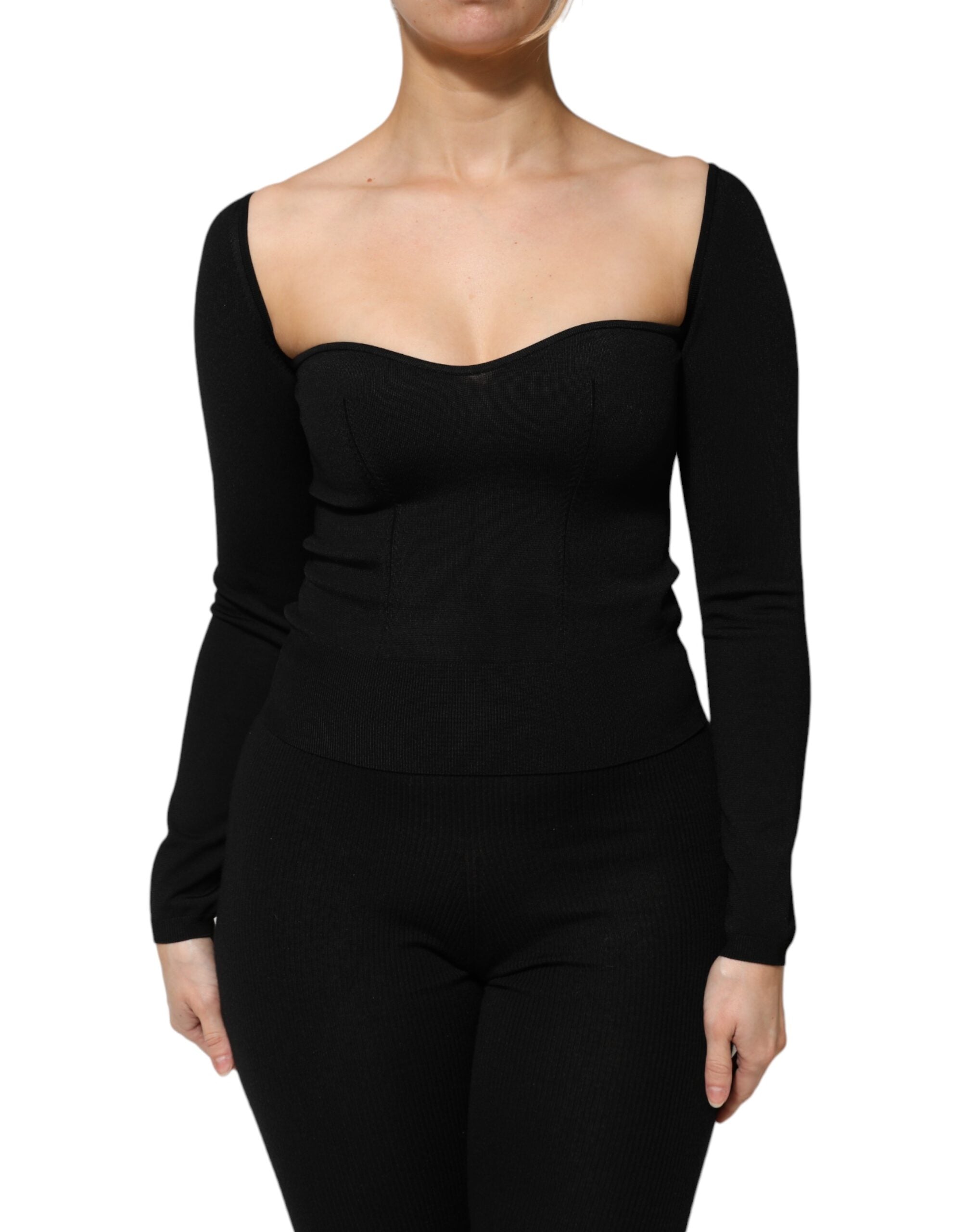 Pull-over noir en viscose à manches longues de Dolce & Gabbana, blouse élégante et confortable.