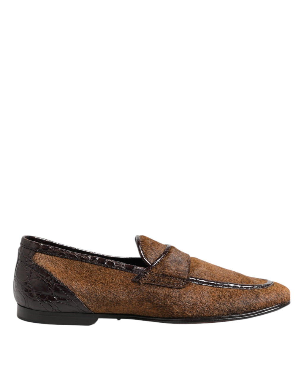 Chaussures habillées en cuir marron Dolce & Gabbana pour homme, loafers slip-on élégants et confortables.