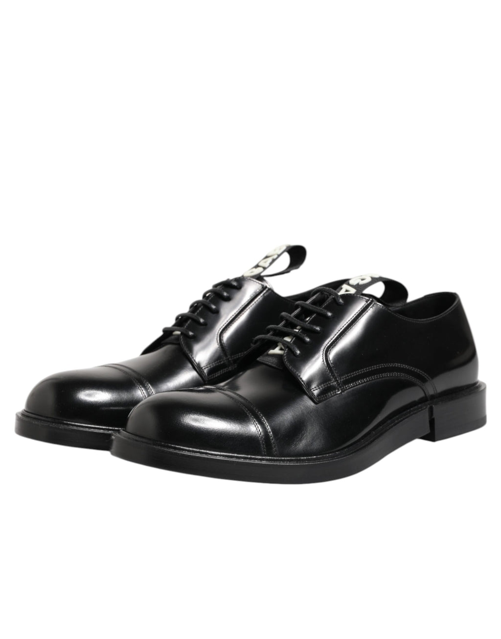 Chaussures formelles pour hommes Dolce & Gabbana en cuir noir avec laçages, élégantes et sophistiquées.