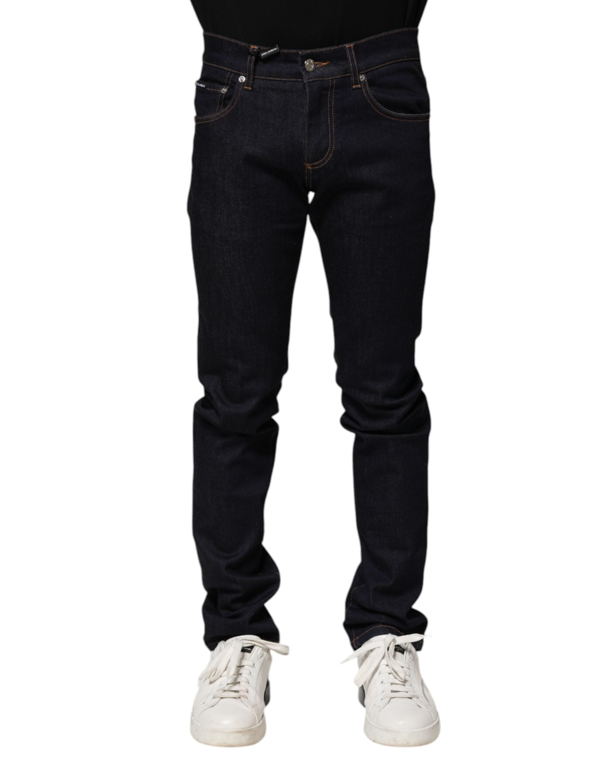 Jeans slim en denim noir pour homme de Dolce & Gabbana, en coton, avec coupe ajustée et détails modernes visibles sur l'image.