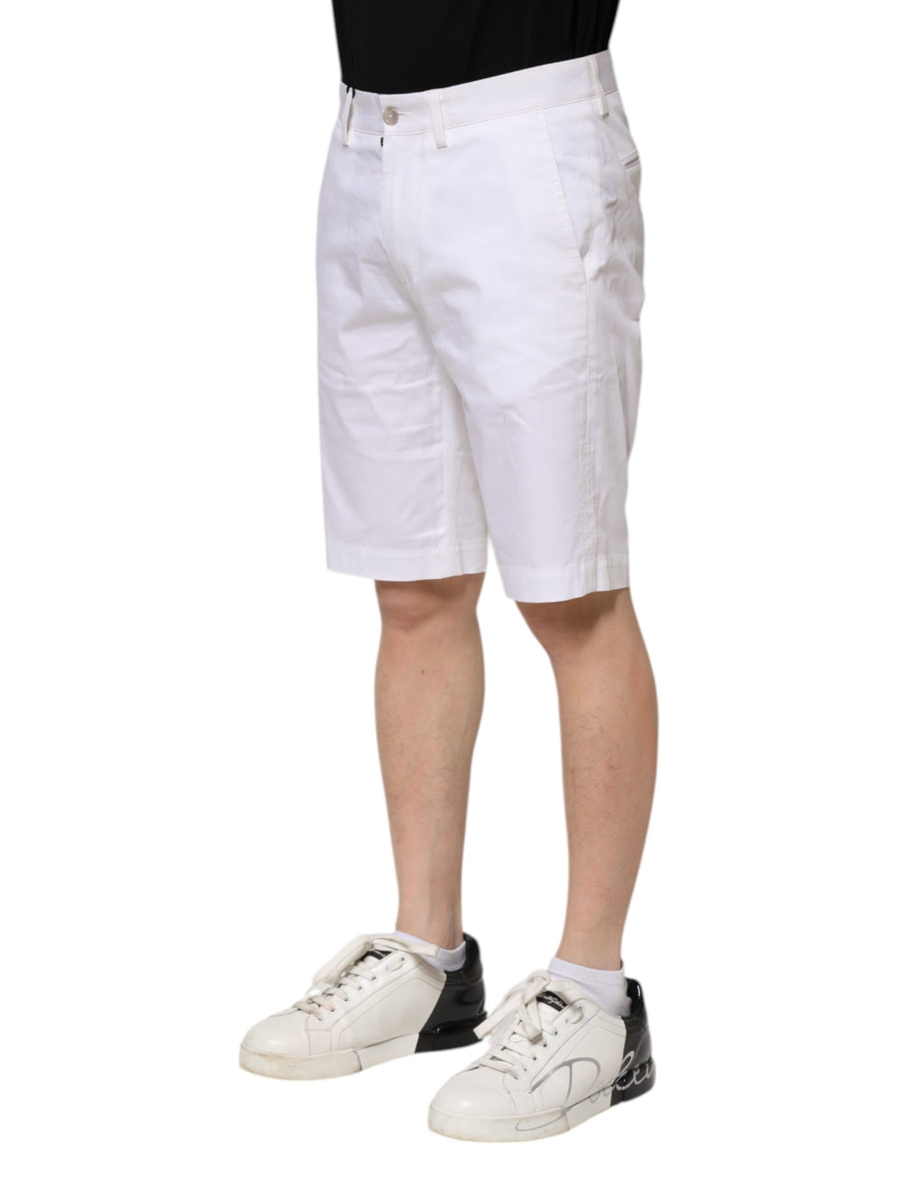 Shorts bermuda en denim blanc pour homme de Dolce & Gabbana, en coton stretch, vue de face avec détails de couture.