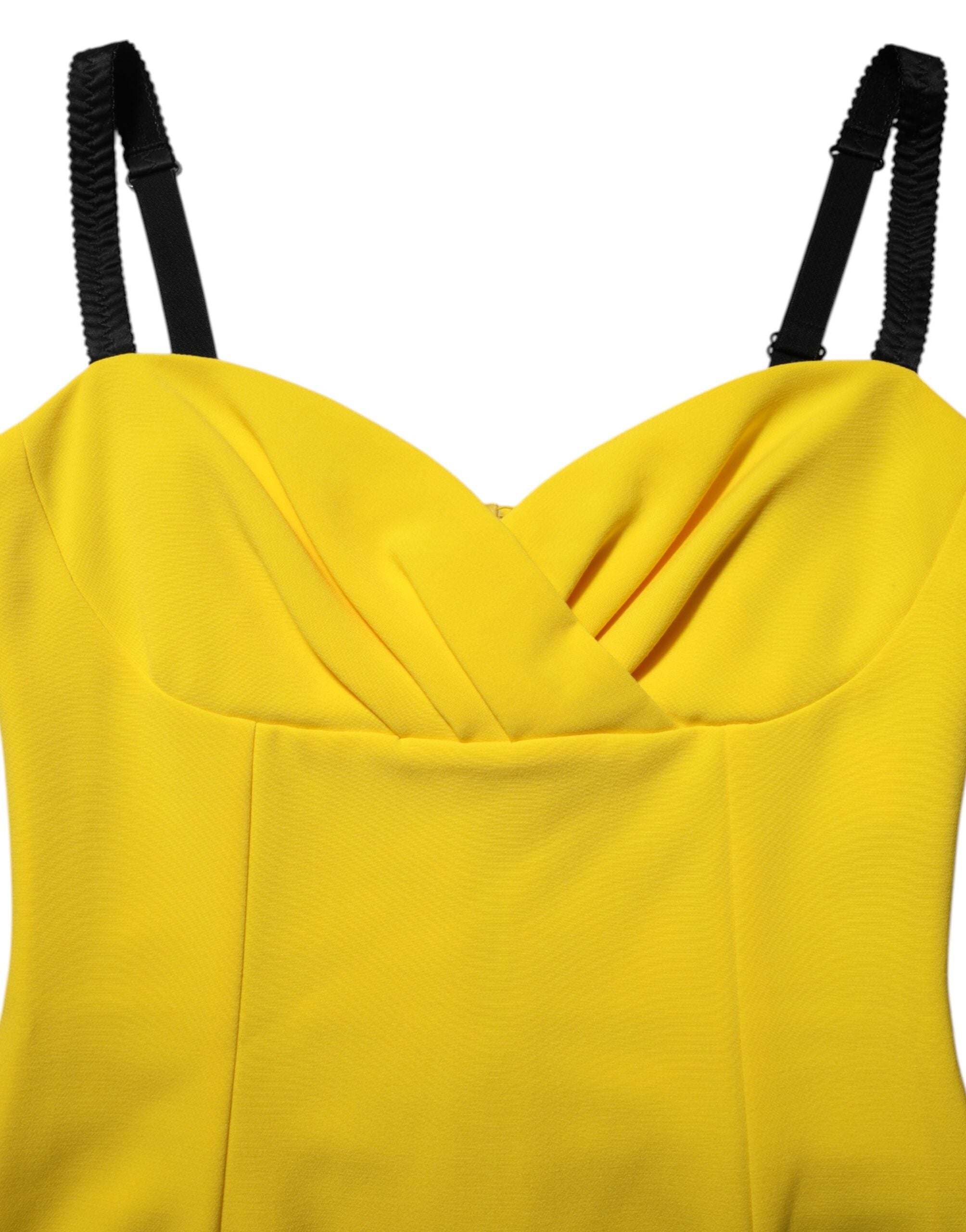 Robe mi-longue sans manches en polyester jaune de Dolce & Gabbana, robe élégante et ajustée.