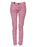 Jeans skinny en coton rose de Dolce & Gabbana, vêtement tendance pour femme, visible avec détails de couture et coupe ajustée.