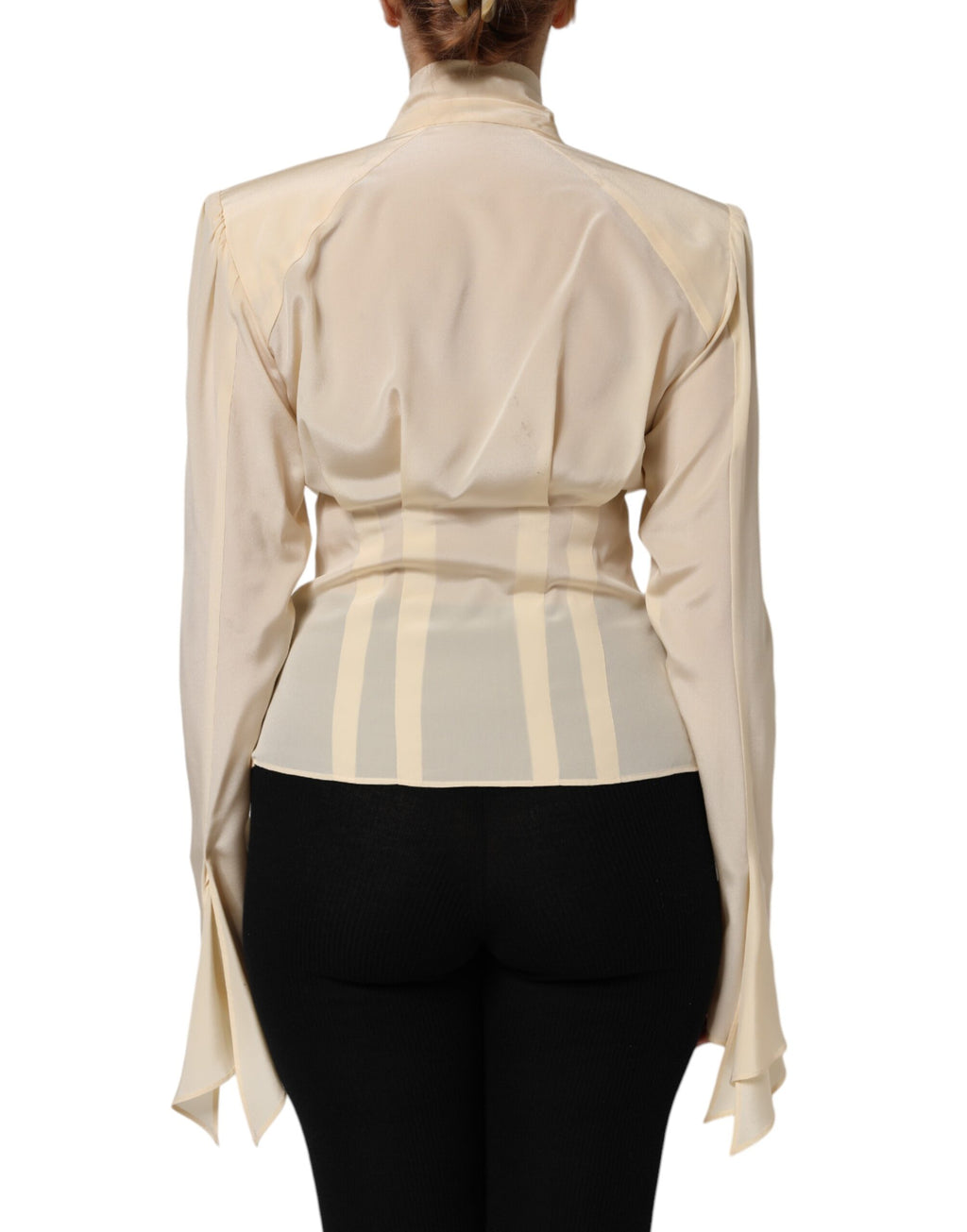 Chemise Dolce & Gabbana en soie jaune clair avec col ascot, design élégant et fluide, vue de face.