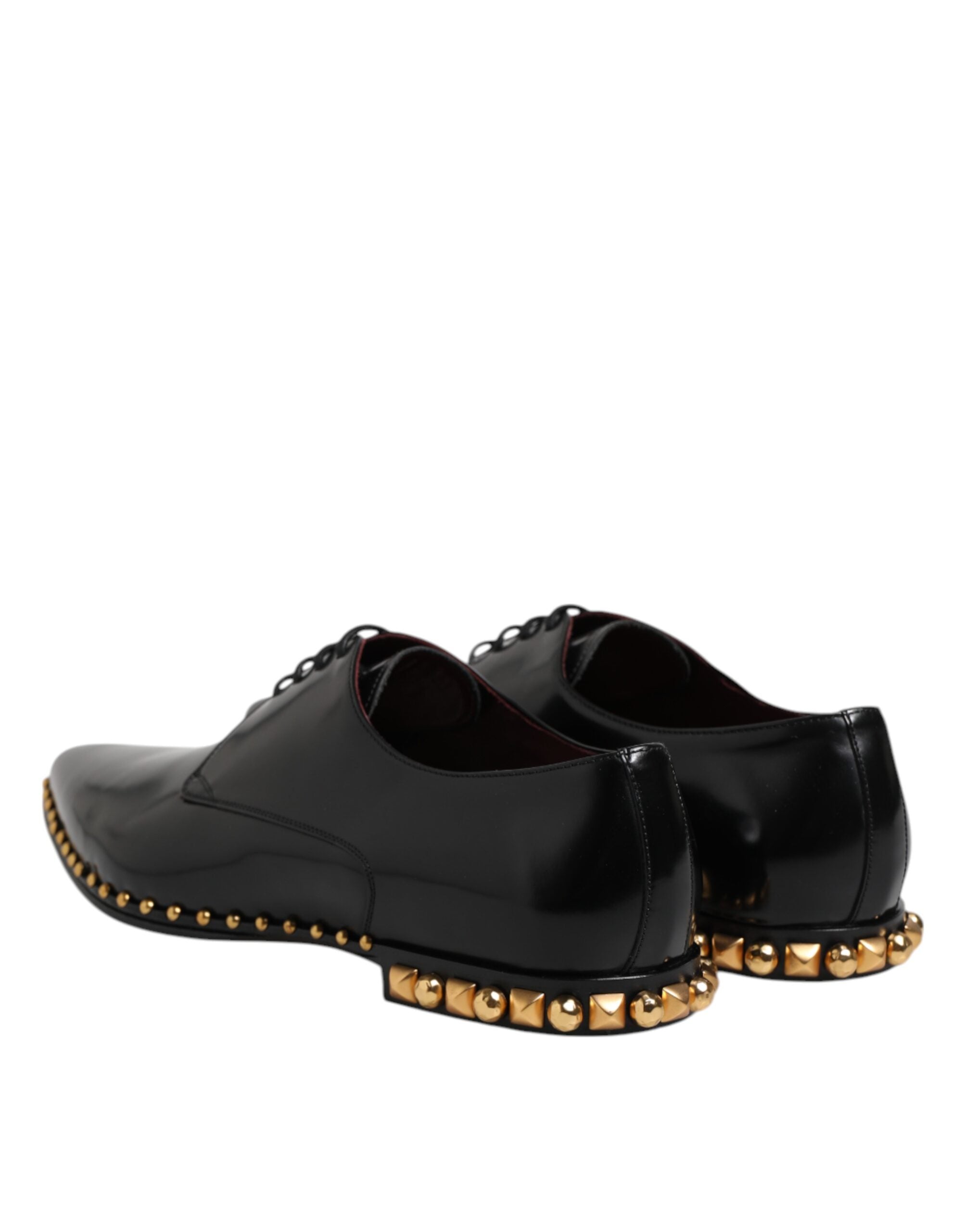 Chaussures Derby pour hommes en cuir noir Dolce & Gabbana avec studs, élégantes et sophistiquées pour occasion formelle.
