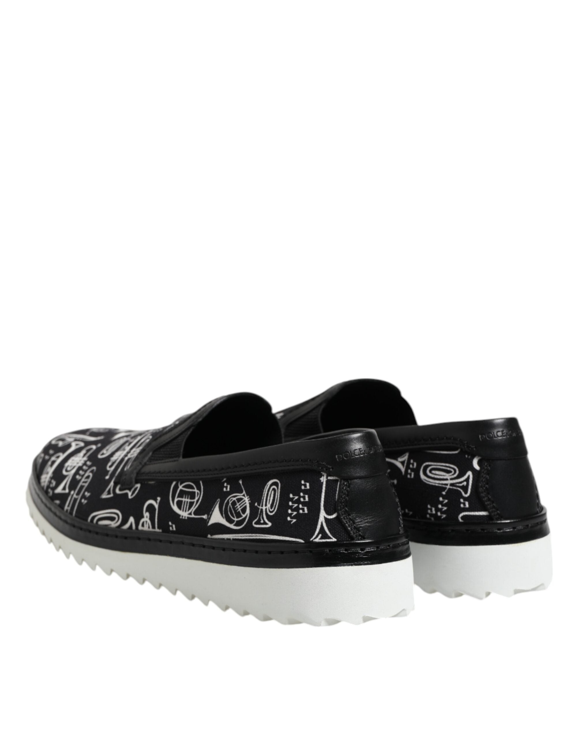 Chaussures mocassins homme Dolce & Gabbana noires à enfiler avec imprimé, élégantes et confortables.