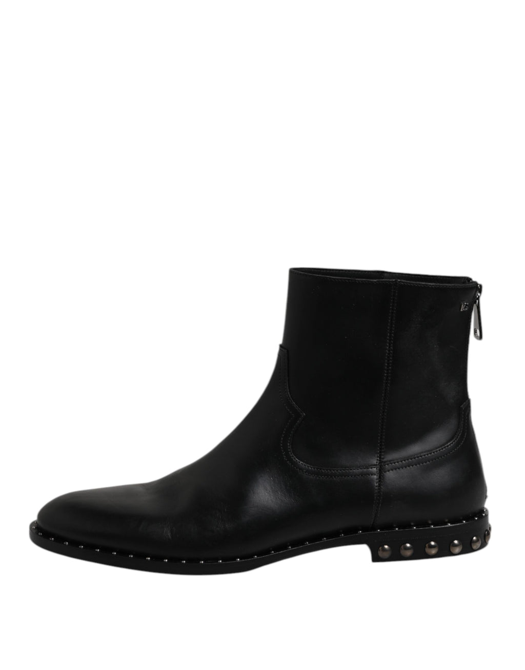 Bottes bottines en cuir noir Dolce & Gabbana avec logo, clous décoratifs et semelle en cuir, style élégant et moderne.