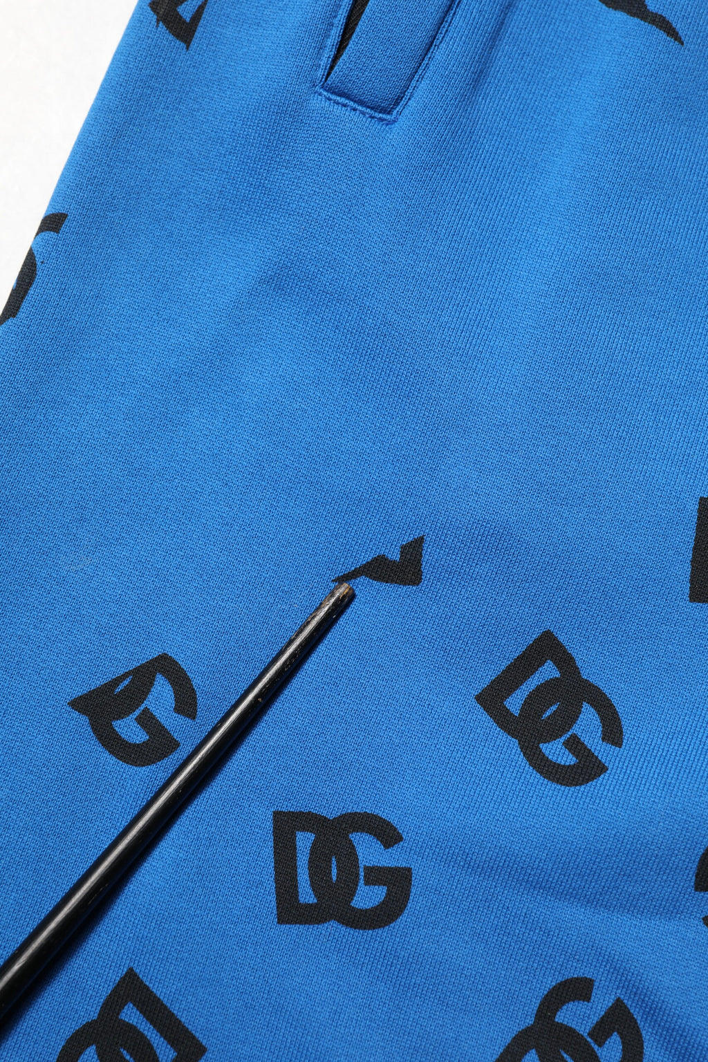 Pantalon de jogging Dolce & Gabbana pour homme avec logo imprimé bleu, style décontracté et confortable.