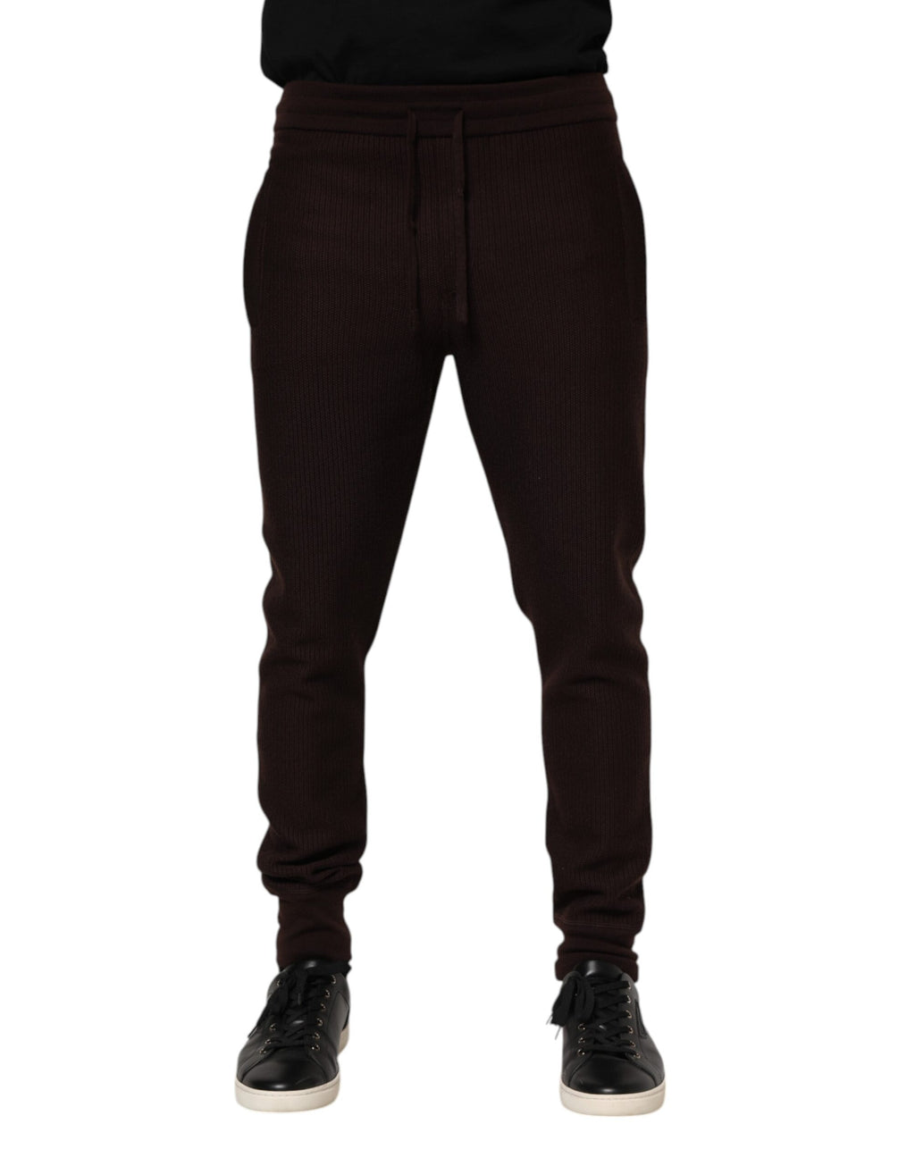 Pantalons joggers en cachemire marron pour homme de Dolce & Gabbana, avec une coupe décontractée et des détails élégants.