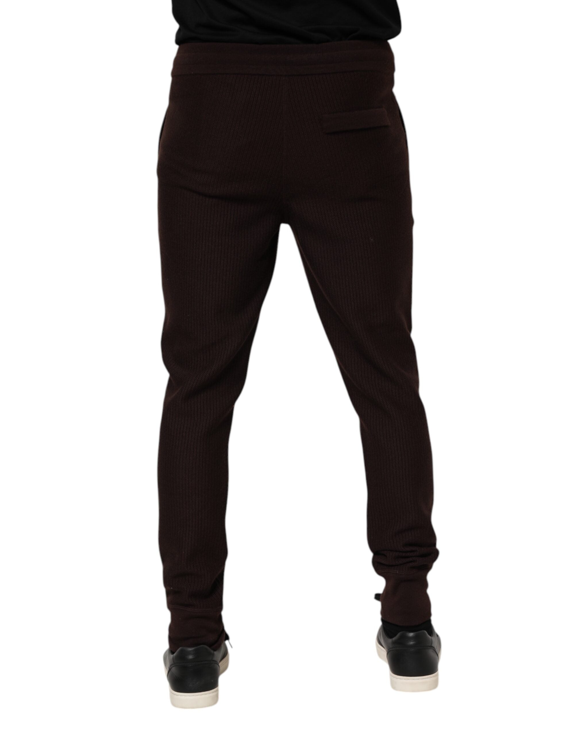 Pantalon jogging homme Dolce & Gabbana en cachemire marron, coupe décontractée et style élégant.
