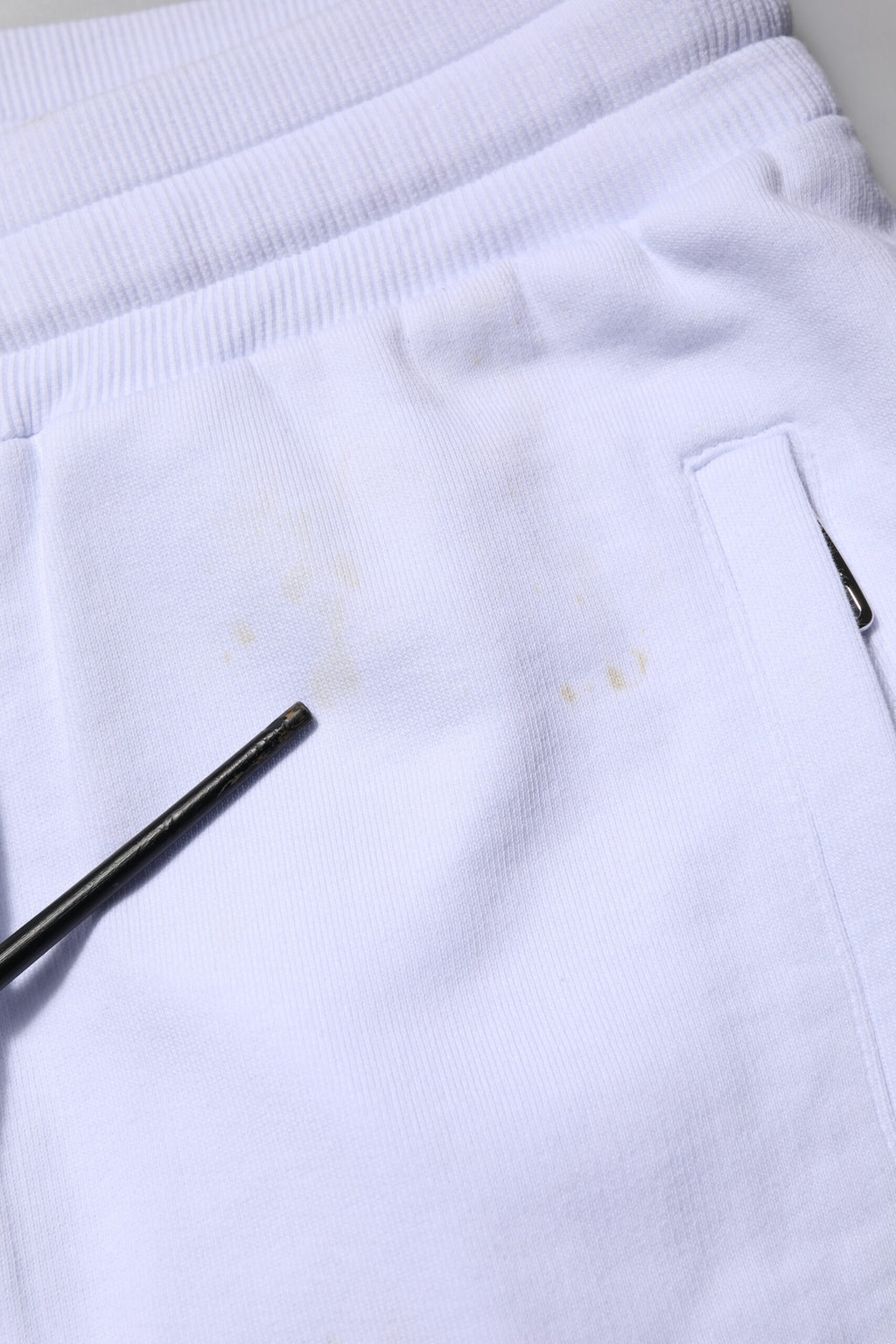 Pantalons jogger homme en coton blanc Dolce & Gabbana avec cordon de serrage et style décontracté.