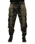 Pantalon cargo camouflage multicolore de Dolce & Gabbana, style décontracté avec plusieurs poches et motifs colorés.