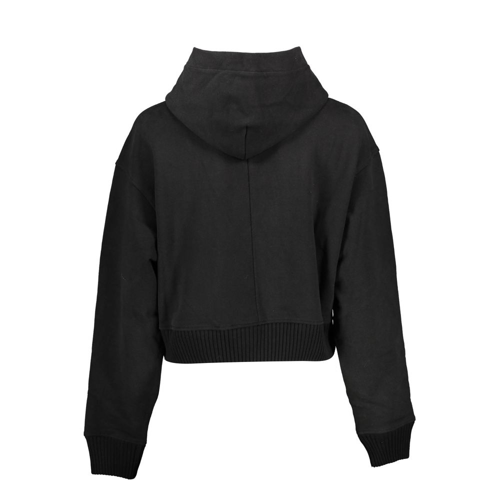 Sweat-shirt pour femmes en coton noir de Calvin Klein, coupe décontractée et logo discret sur la poitrine.