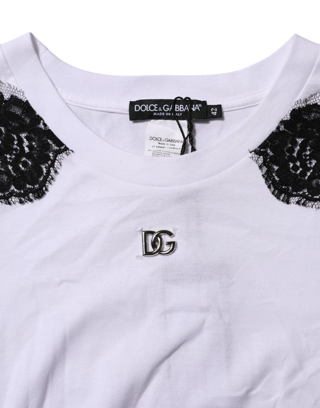 T-shirt blanc Dolce & Gabbana en dentelle florale avec détails DG, vue de face.