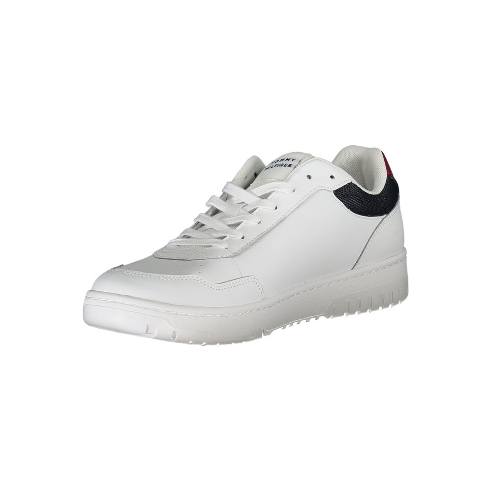 Chaussures Tommy Hilfiger Bianco en cuir pour homme, baskets blanches élégantes et confortables, vue de face.