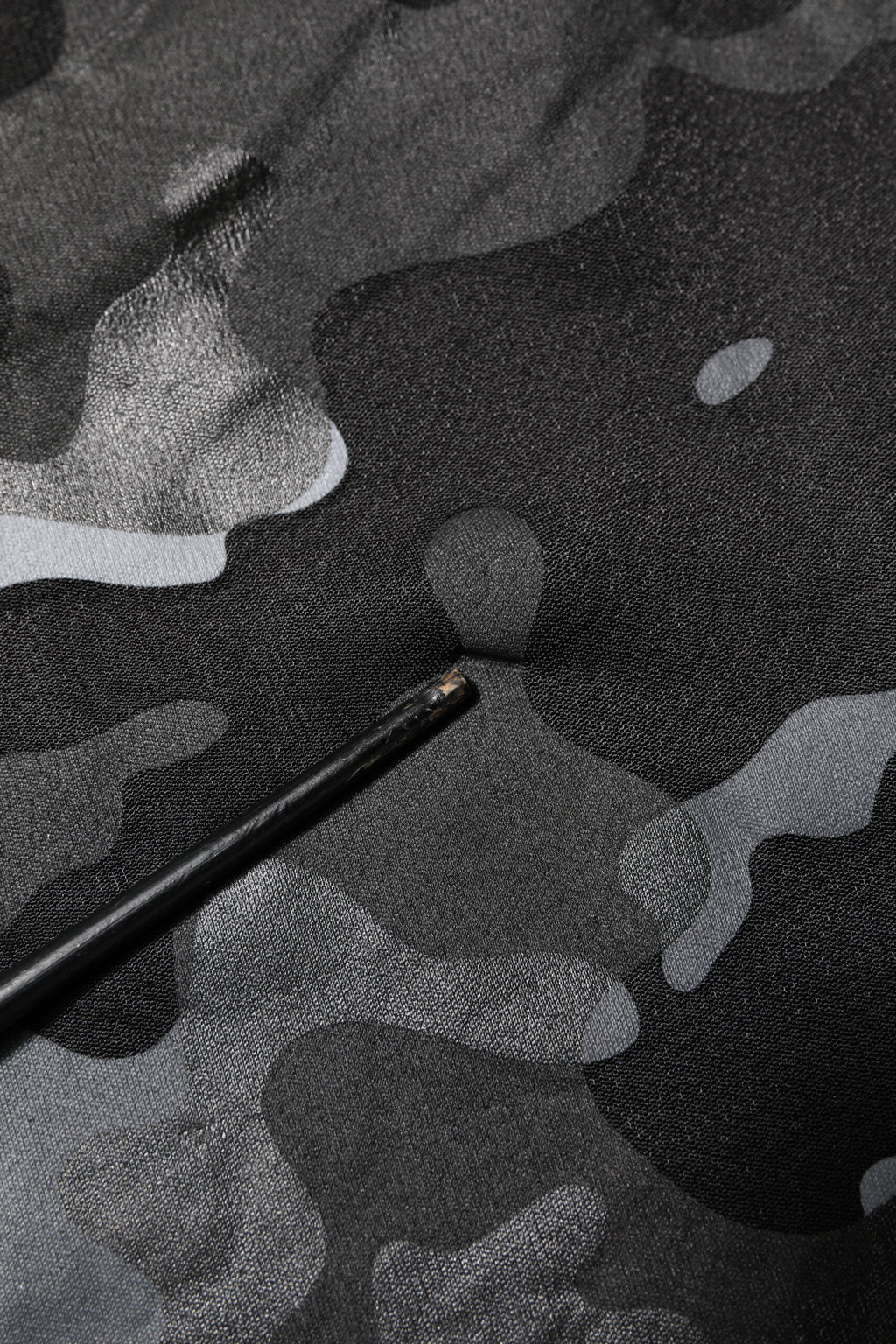 Pull à capuche Dolce & Gabbana en camouflage noir, sweat-shirt décontracté avec logo, pour homme.