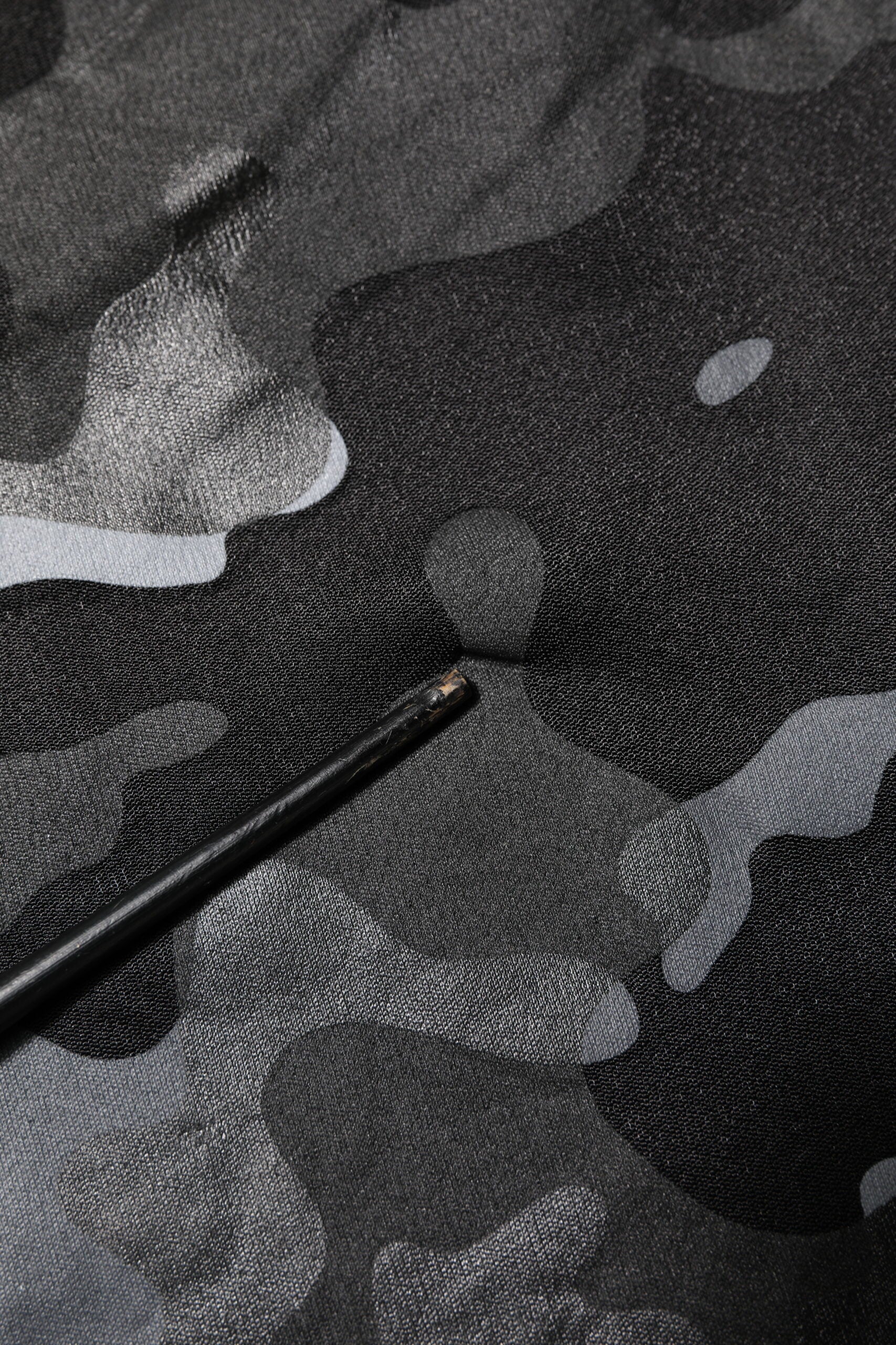 Pull à capuche Dolce & Gabbana en camouflage noir, sweat-shirt décontracté avec logo, pour homme.