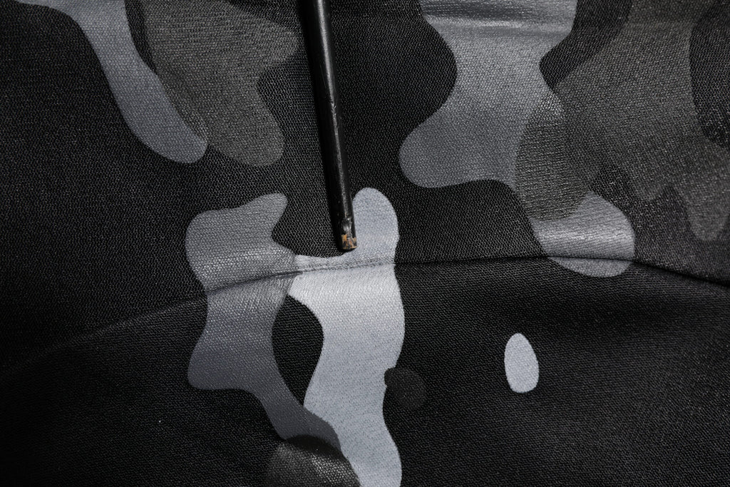 Pull à capuche Dolce & Gabbana en camouflage noir, sweat-shirt décontracté avec logo élégant.