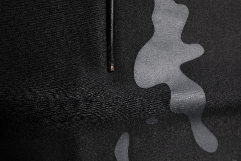 Pull à capuche Dolce & Gabbana noir camouflage, sweat-shirt décontracté en maille avec motif camouflage.