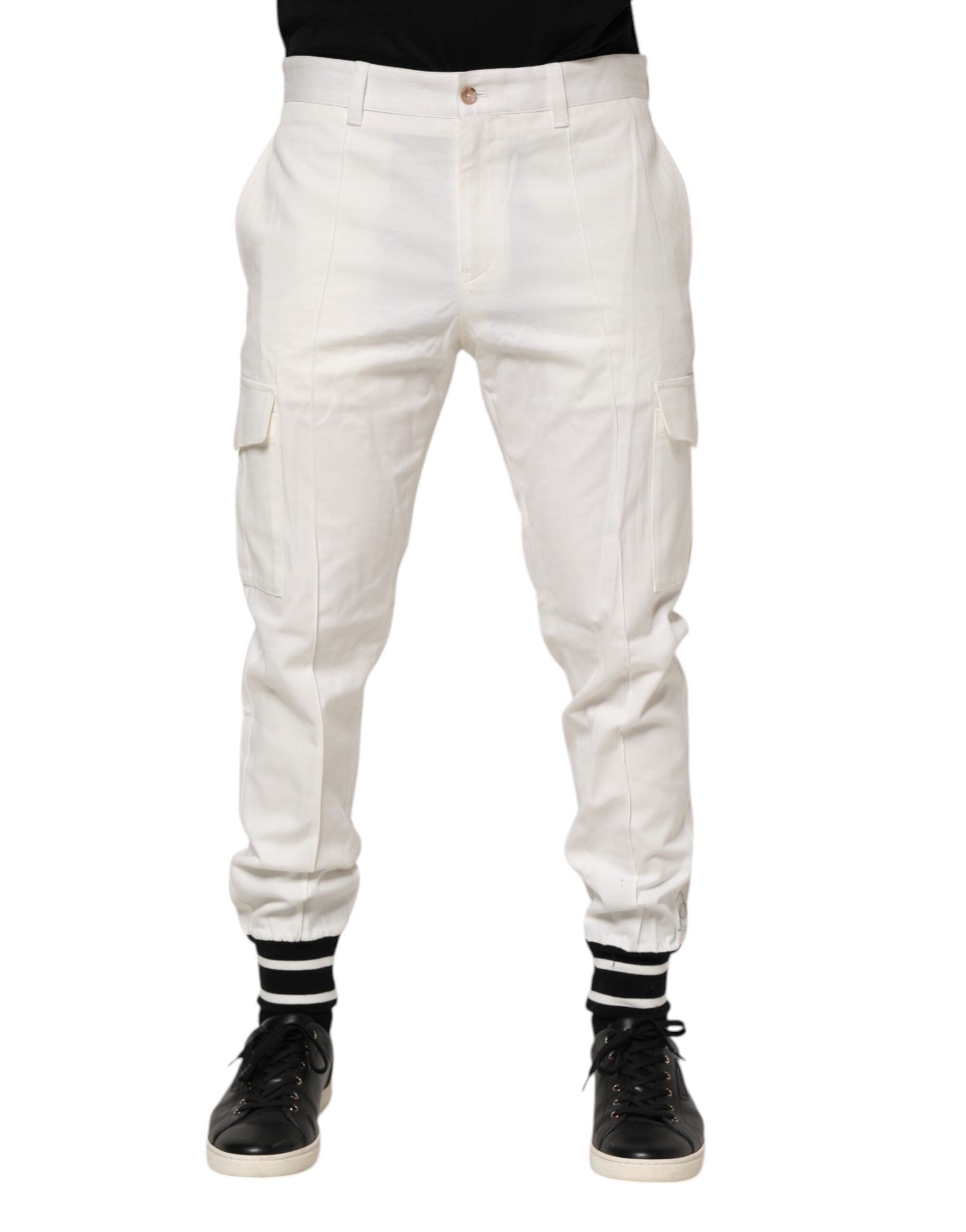 Pantalons pour hommes Dolce & Gabbana en coton blanc, joggers cargo skinny avec poches et détails modernes.