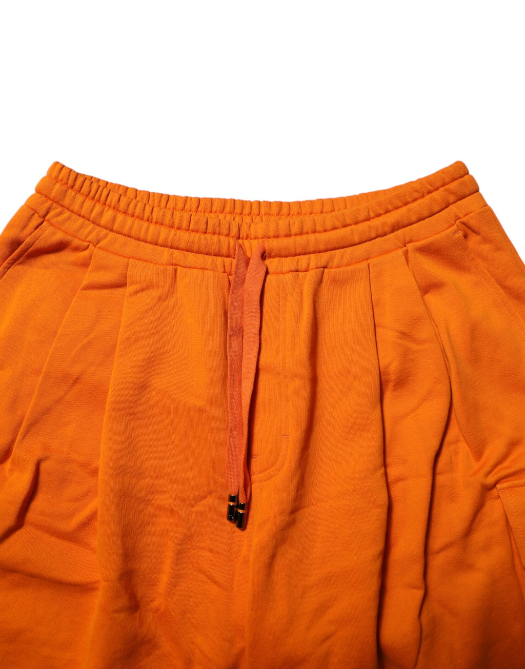 Shorts cargo décontractés pour homme en coton orange de Dolce & Gabbana, style casual et confortable.