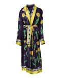 Robe longue en soie à manches longues Dolce & Gabbana avec imprimé floral bleu et style wrap élégant.
