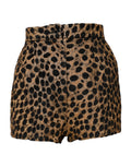 Shorts Dolce & Gabbana en daim marron à imprimé léopard taille haute, mode audacieuse et élégante.