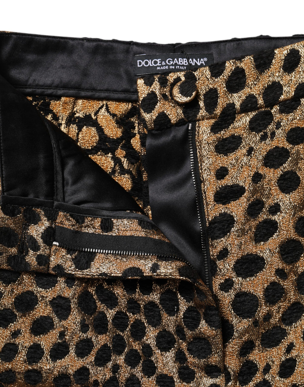 Shorts Dolce & Gabbana à haut taille en coton marron avec motif léopard, style chaud et tendance.