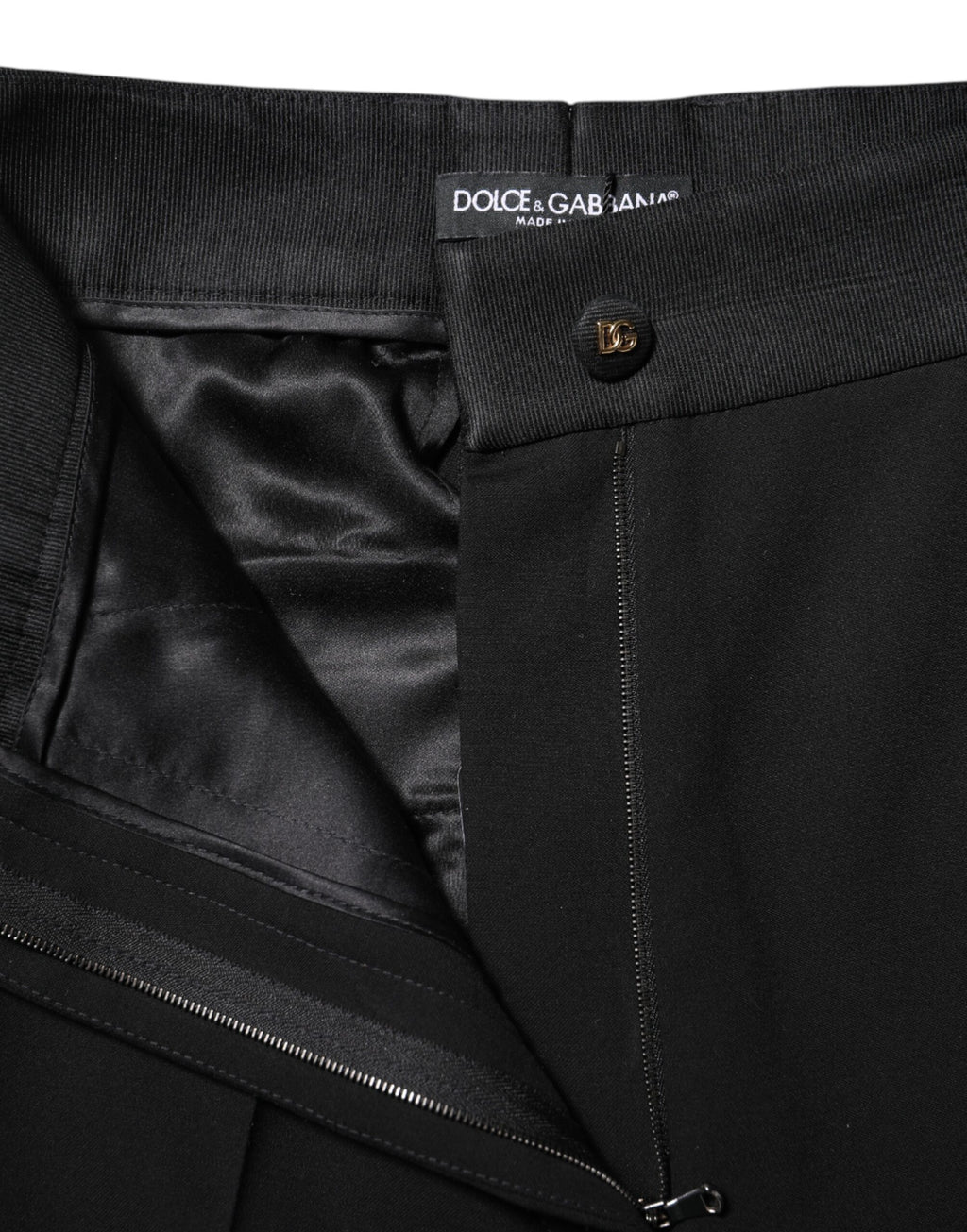 Pantalon Skinny en laine noire à taille haute de Dolce & Gabbana, coupe ajustée et élégante, sur mannequin.
