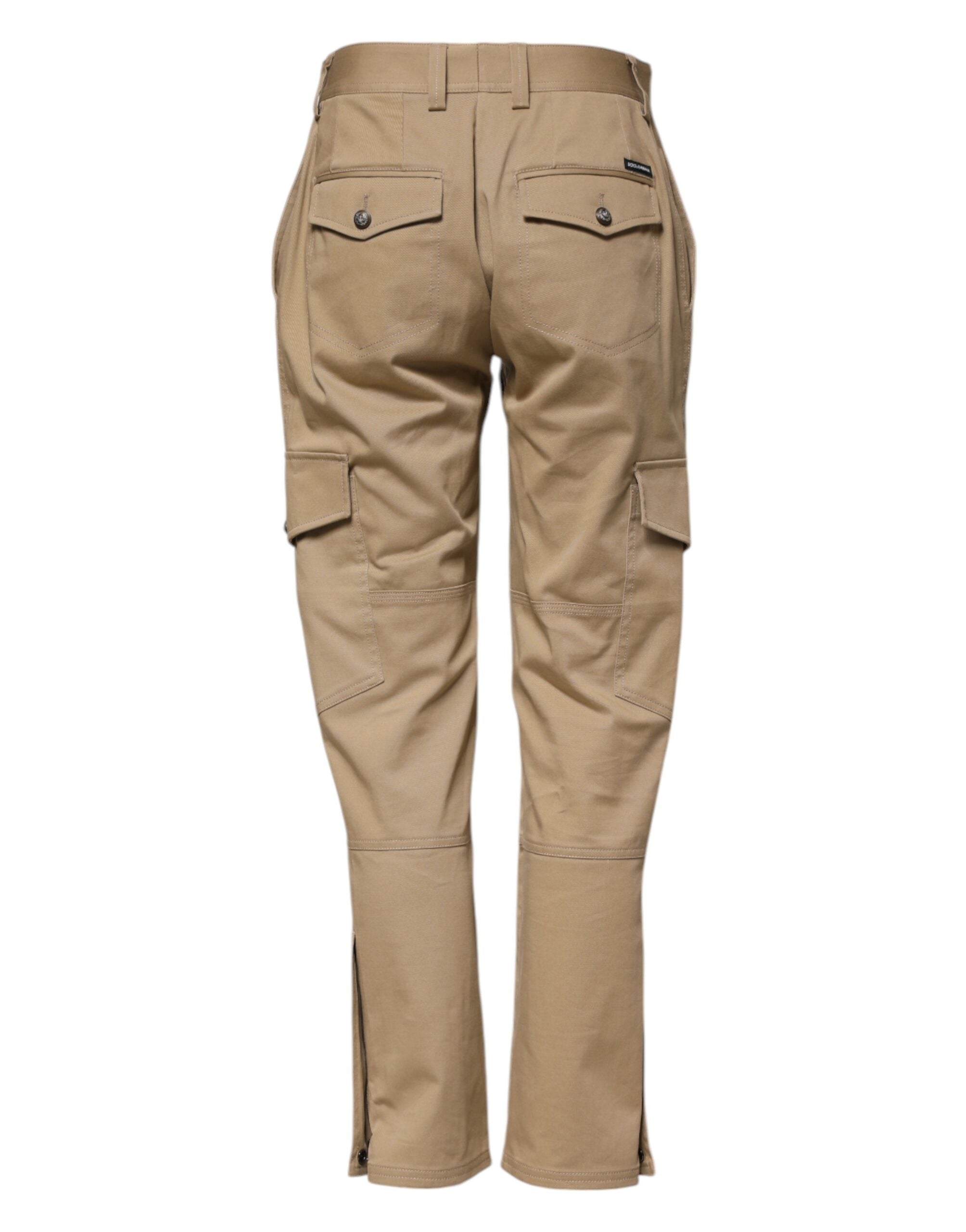 Pantalons cargo beige à taille moyenne et coupe tapered par Dolce & Gabbana, vue de face.