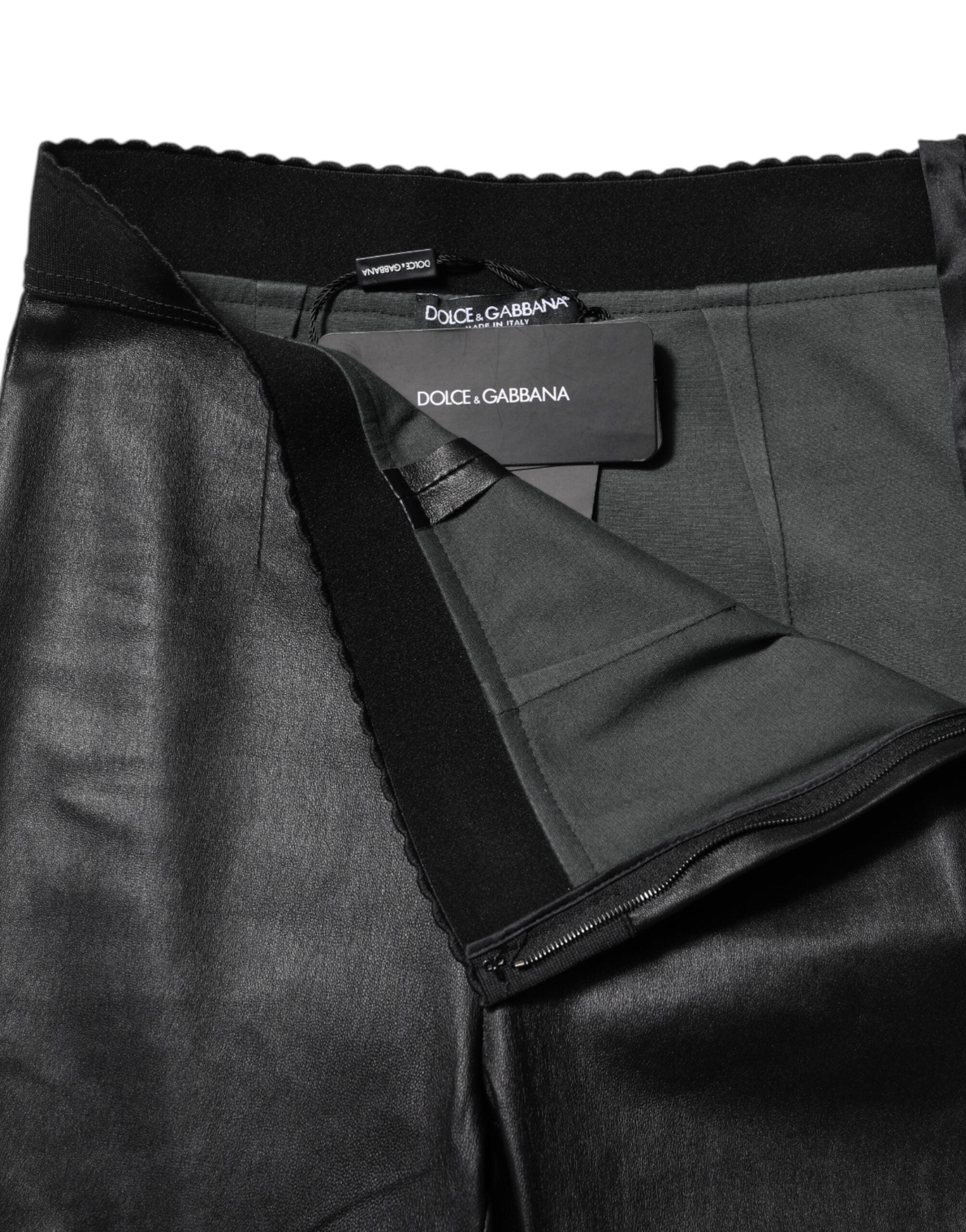 Pantalons en cuir noir avec taille élastique de Dolce & Gabbana, style élégant et moderne, visibles sur l'image.