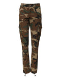 Pantalons cargo camouflage multicolores Dolce & Gabbana, style décontracté avec poches latérales, tissu léger et design tendance.