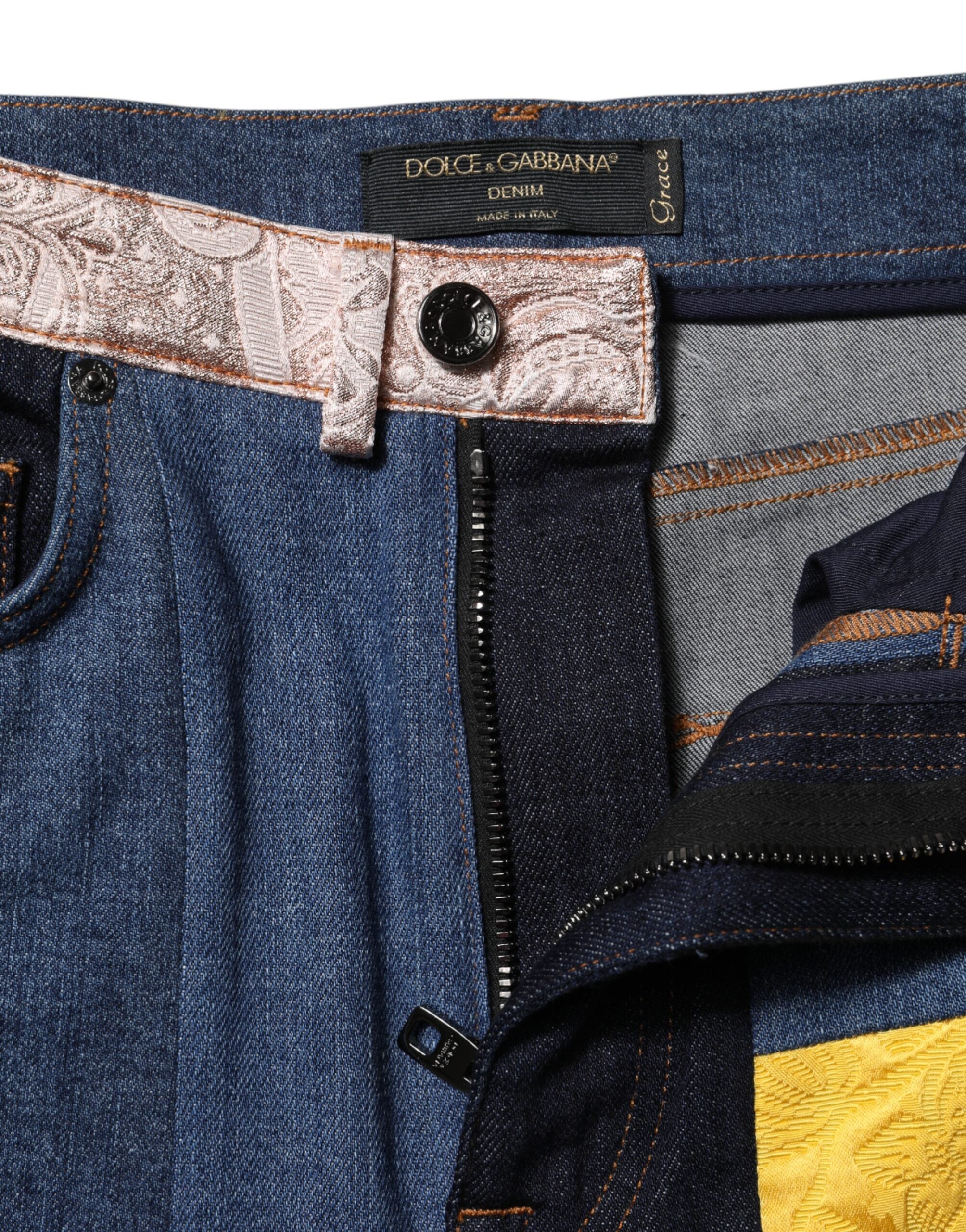 Jeans skinny en denim multicolore à patchwork de Dolce & Gabbana, avec détails colorés et coupe ajustée.