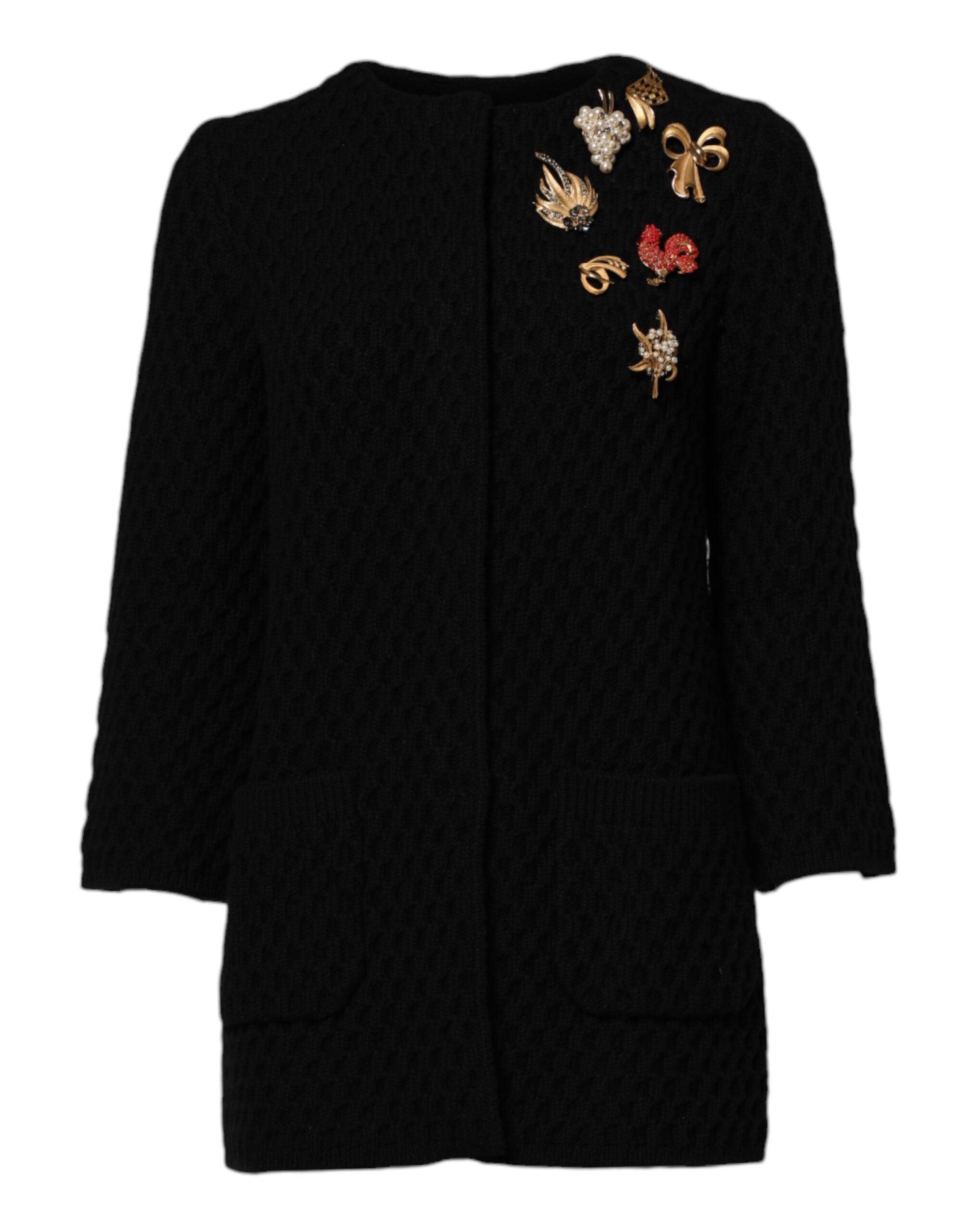 Veste matelassée en cachemire noir Dolce & Gabbana avec embellissements, style élégant et sophistiqué.