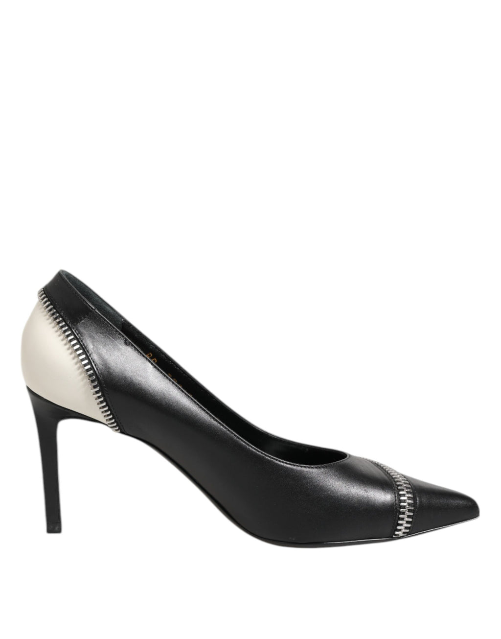 Chaussures à talons pointus en cuir blanc et noir de Saint Laurent, élégantes et sophistiquées pour femmes.