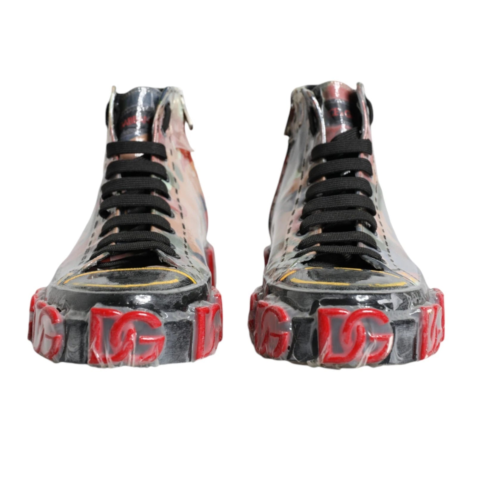 Chaussures sneakers montantes Dolce & Gabbana camouflage multicolore avec semelle blanche, vue de face.