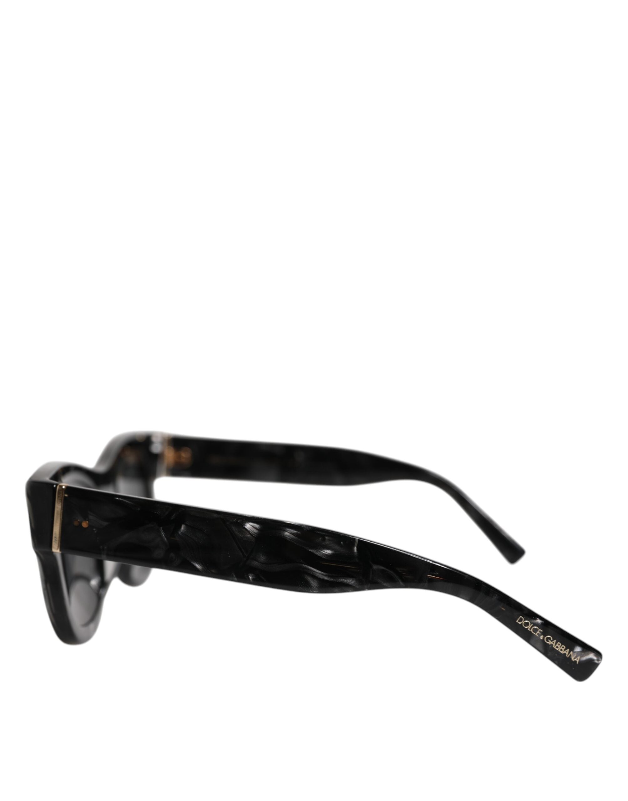 Lunettes de soleil Dolce & Gabbana DG4379 Domenico Shade avec monture en acétate blanc perle, style élégant et moderne.