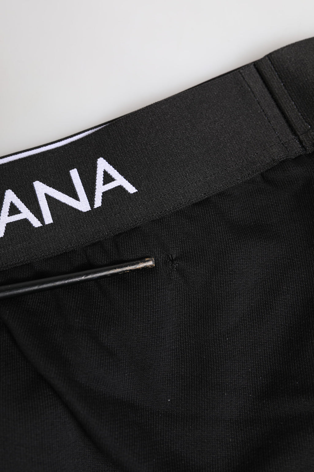 Culotte noire en coton stretch de la marque Dolce & Gabbana, sous-vêtements réguliers pour homme, vue de face.