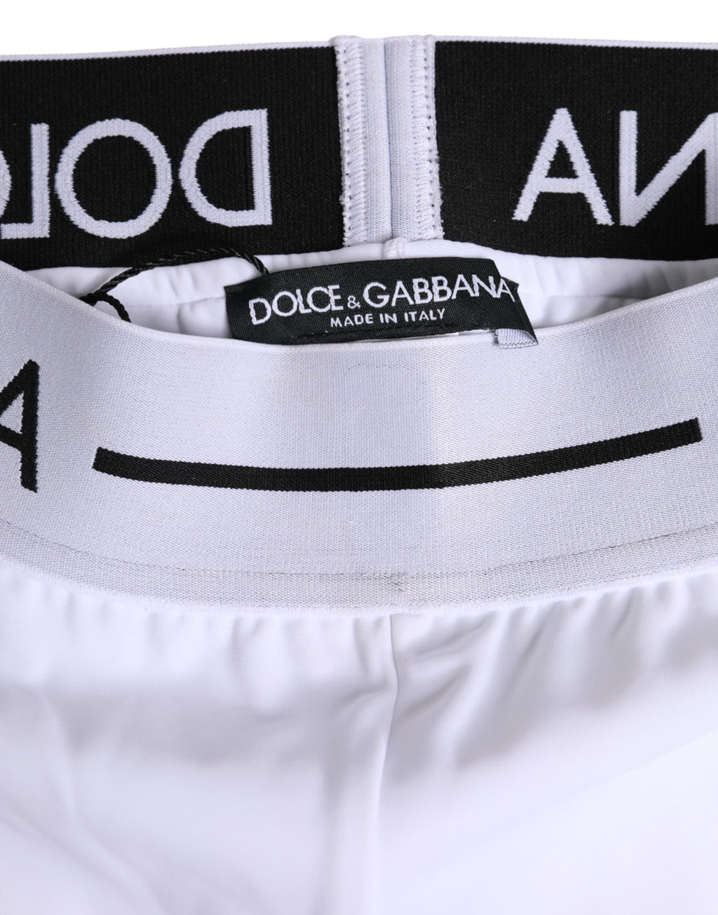 Boxers Dolce & Gabbana en nylon blanc avec ceinture à logo, sous-vêtements masculins confortables et modernes.
