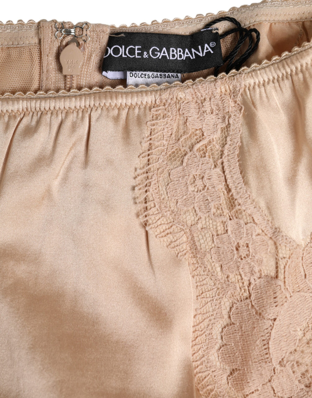 Culotte de bikini en soie beige avec dentelle à taille haute de Dolce & Gabbana, sous-vêtements élégants et confortables