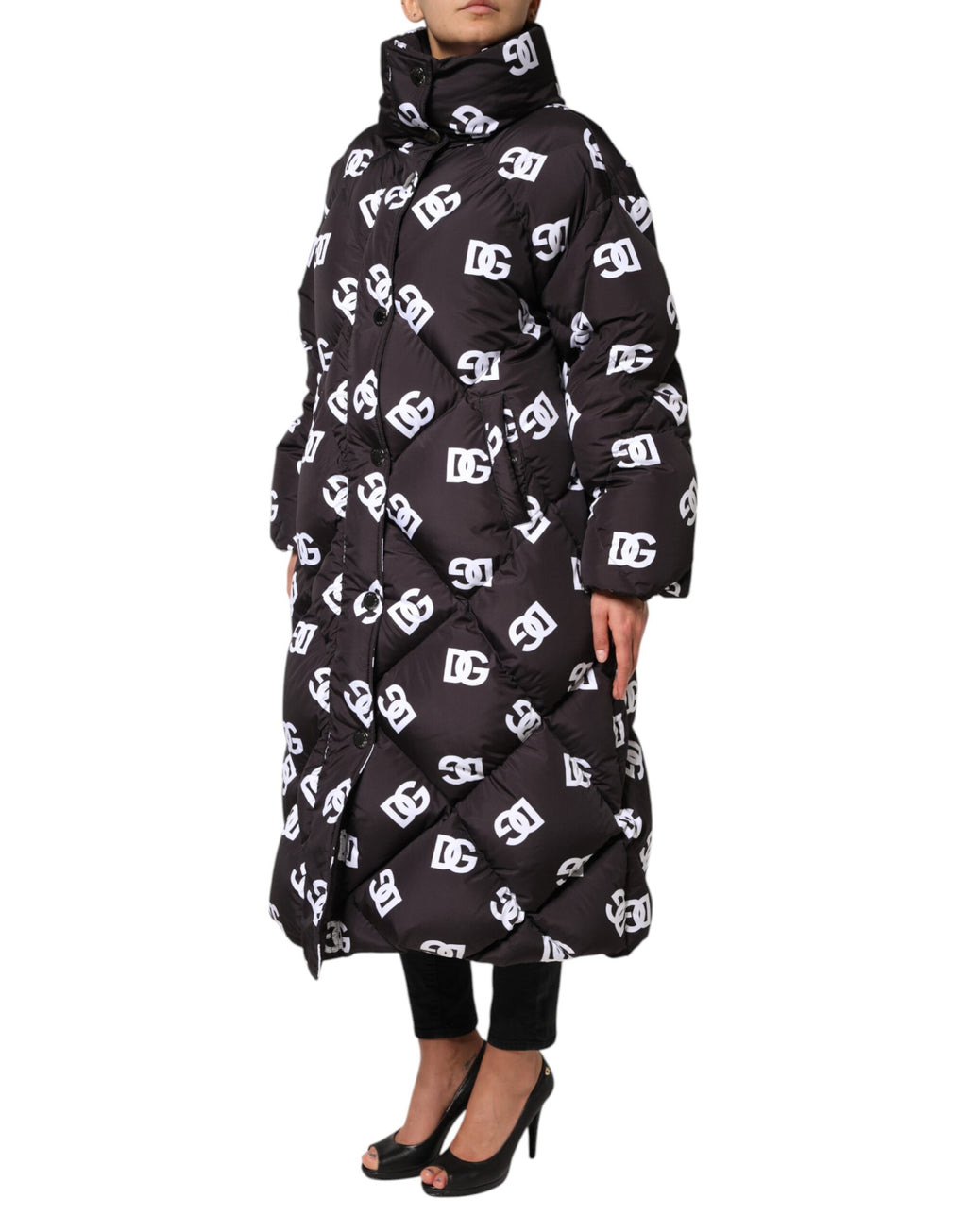 Manteau long noir matelassé Dolce & Gabbana DG Mania Puffer, veste chaude et élégante en duvet avec capuche.