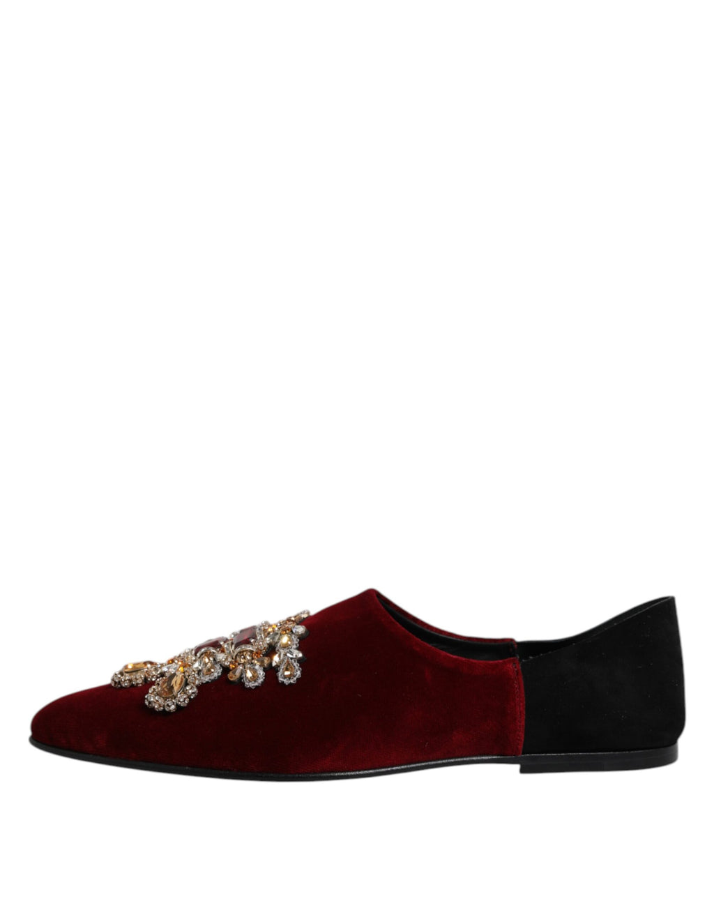 Chaussures Dolce & Gabbana en velours noir et rouge avec embellissements, style slip-on élégante et sophistiquée.