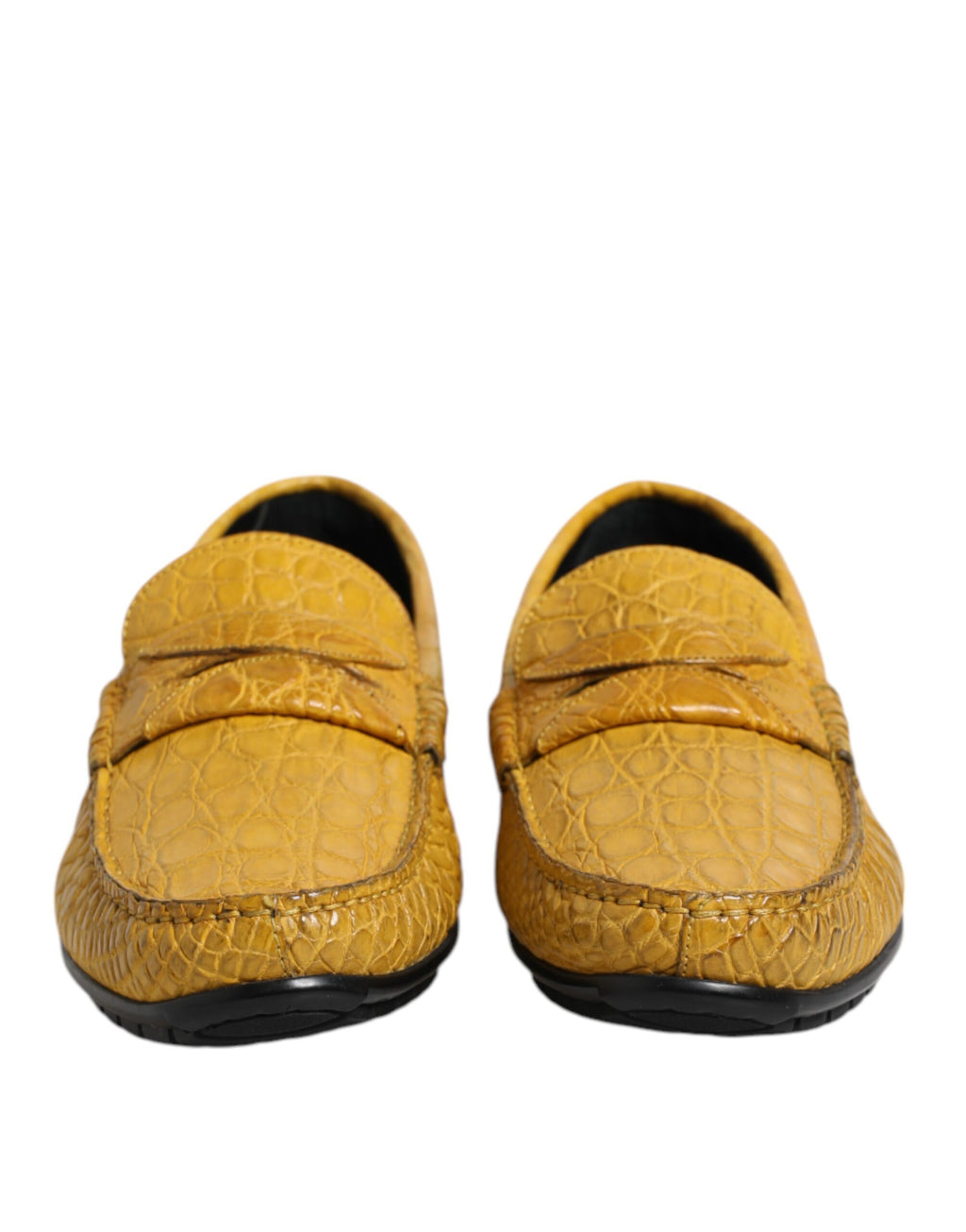 Mocassins Dolce & Gabbana en cuir exotique jaune, chaussons à enfiler élégants, vue de face sur fond neutre.