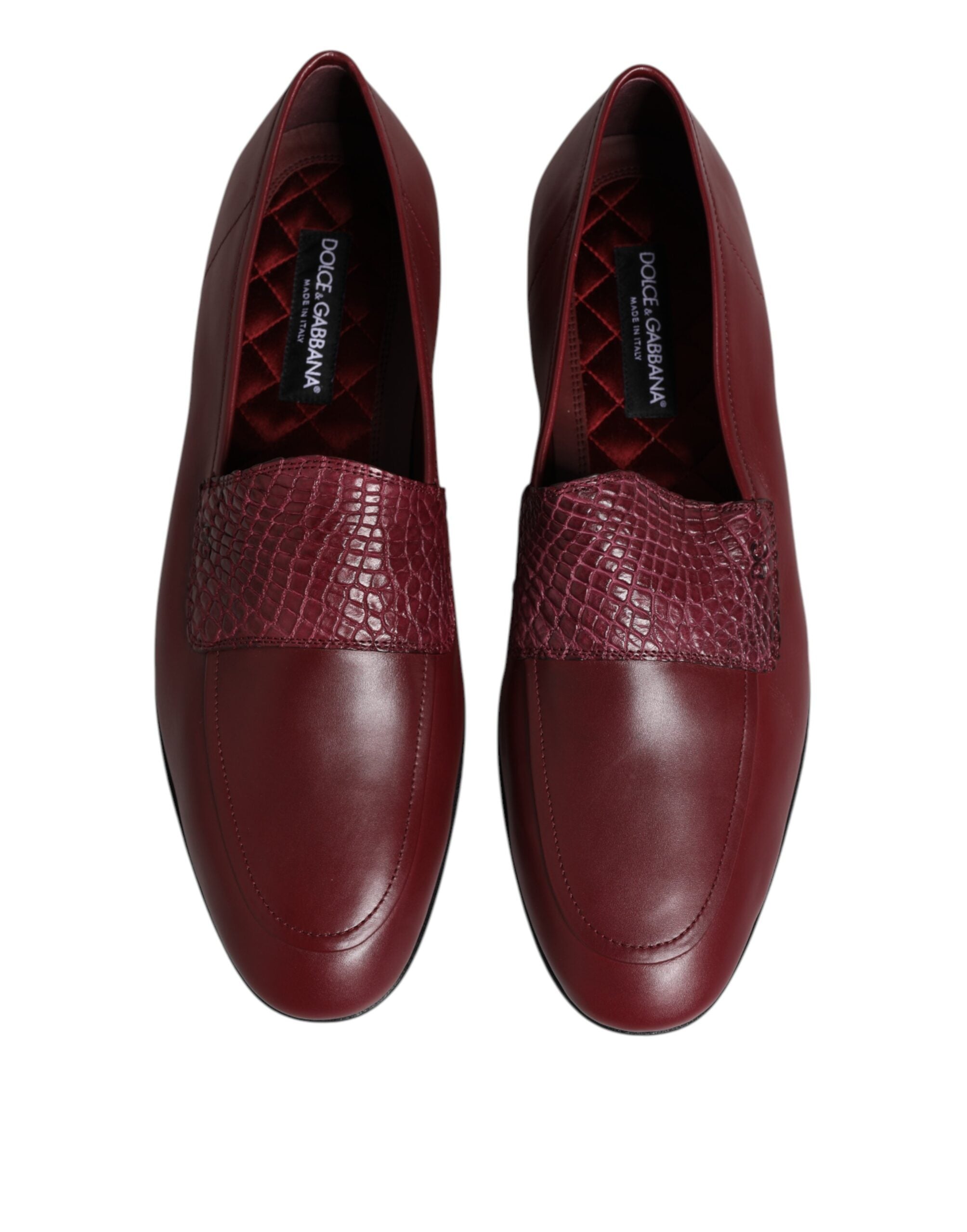 Chaussures formelles Dolce & Gabbana en cuir de veau bordeaux, slip-on élégantes pour homme.