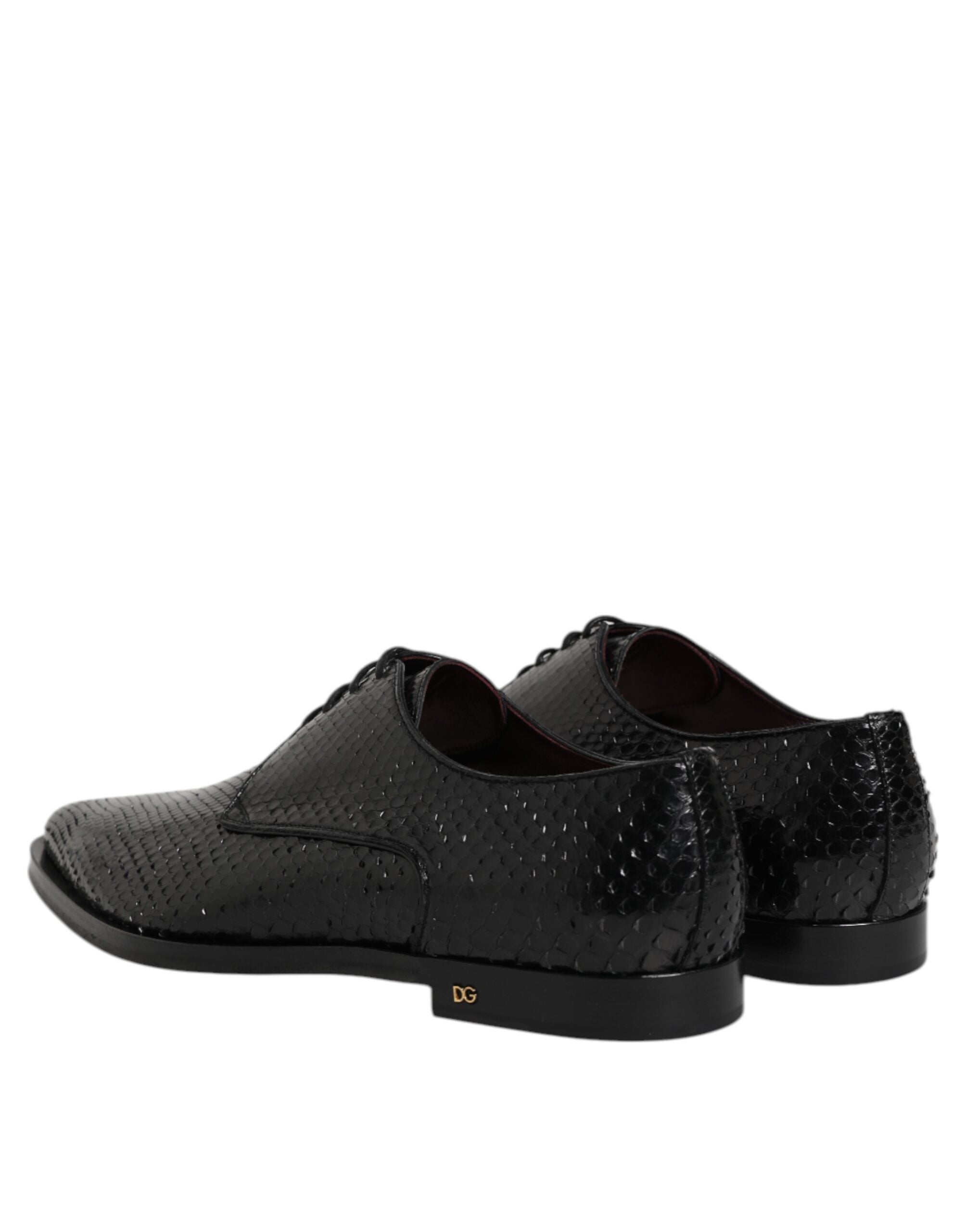 Chaussures derby en cuir noir Dolce & Gabbana pour homme avec lacets, élégantes et sophistiquées, vues de face.