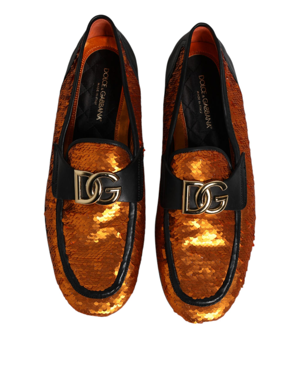 Chaussures mocassins pour hommes Dolce & Gabbana orange avec sequins et embellissements, vue de face.
